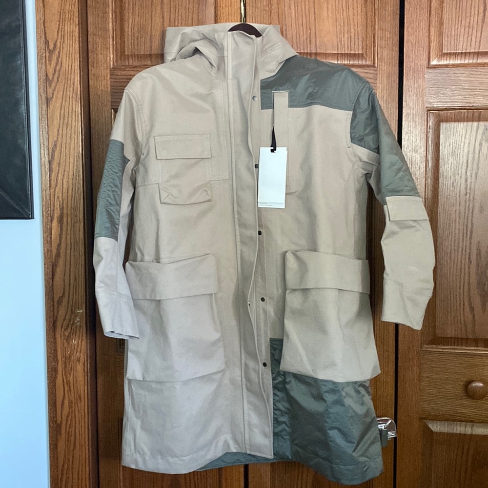 NWT Lululemon Gathering Storm long Jacket